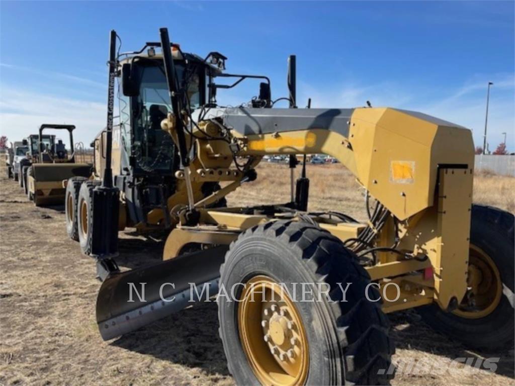 CAT 140M モーターグレーダー