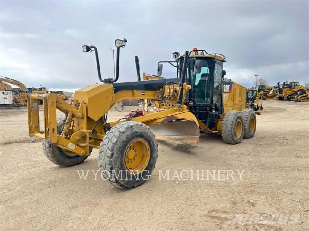 CAT 140M 2 モーターグレーダー