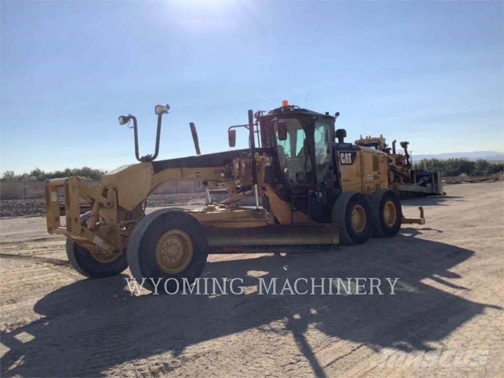 CAT 140M 3 モーターグレーダー