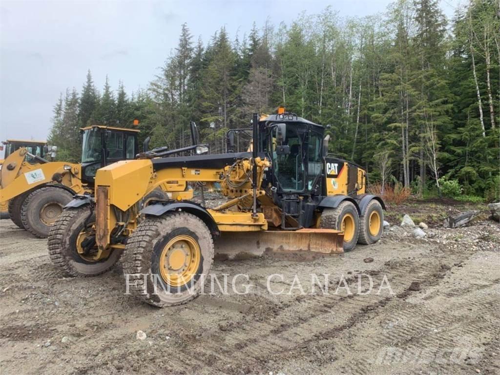 CAT 140M AWD モーターグレーダー