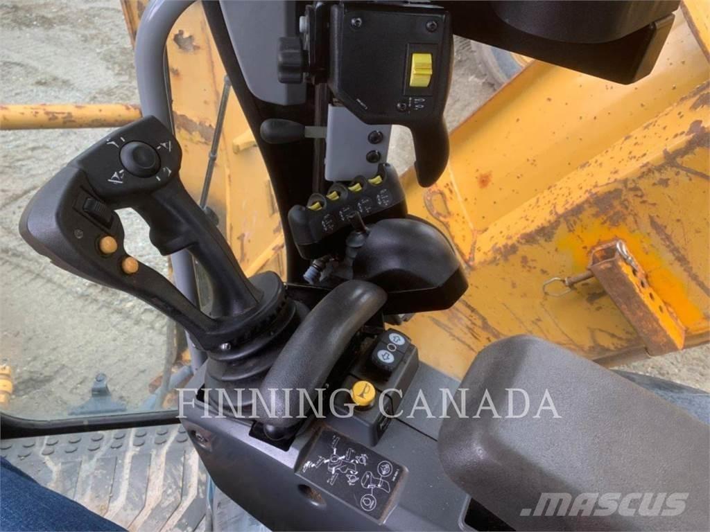 CAT 140M AWD モーターグレーダー