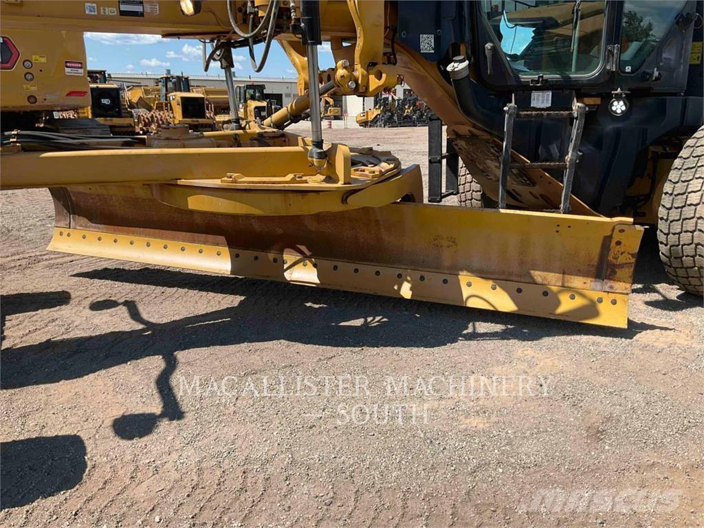 CAT 140M2 モーターグレーダー