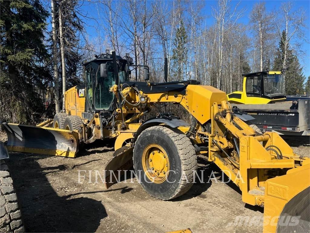 CAT 140M2 AWD モーターグレーダー
