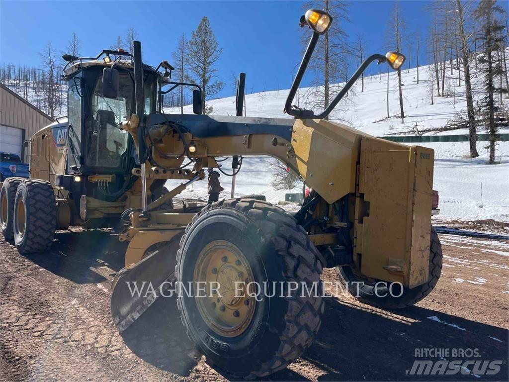 CAT 140M2 AWD モーターグレーダー