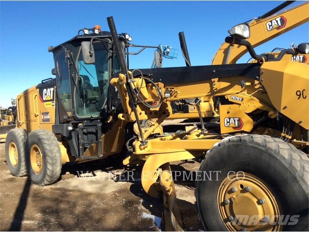 CAT 140M3 AWD モーターグレーダー