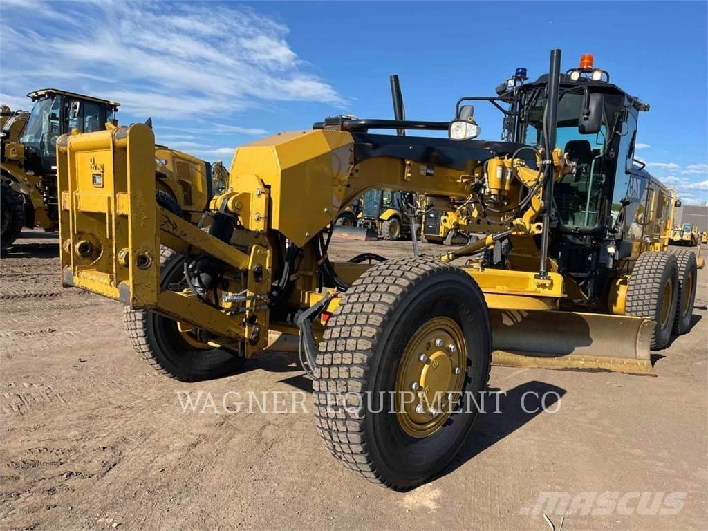 CAT 140M3 AWD モーターグレーダー