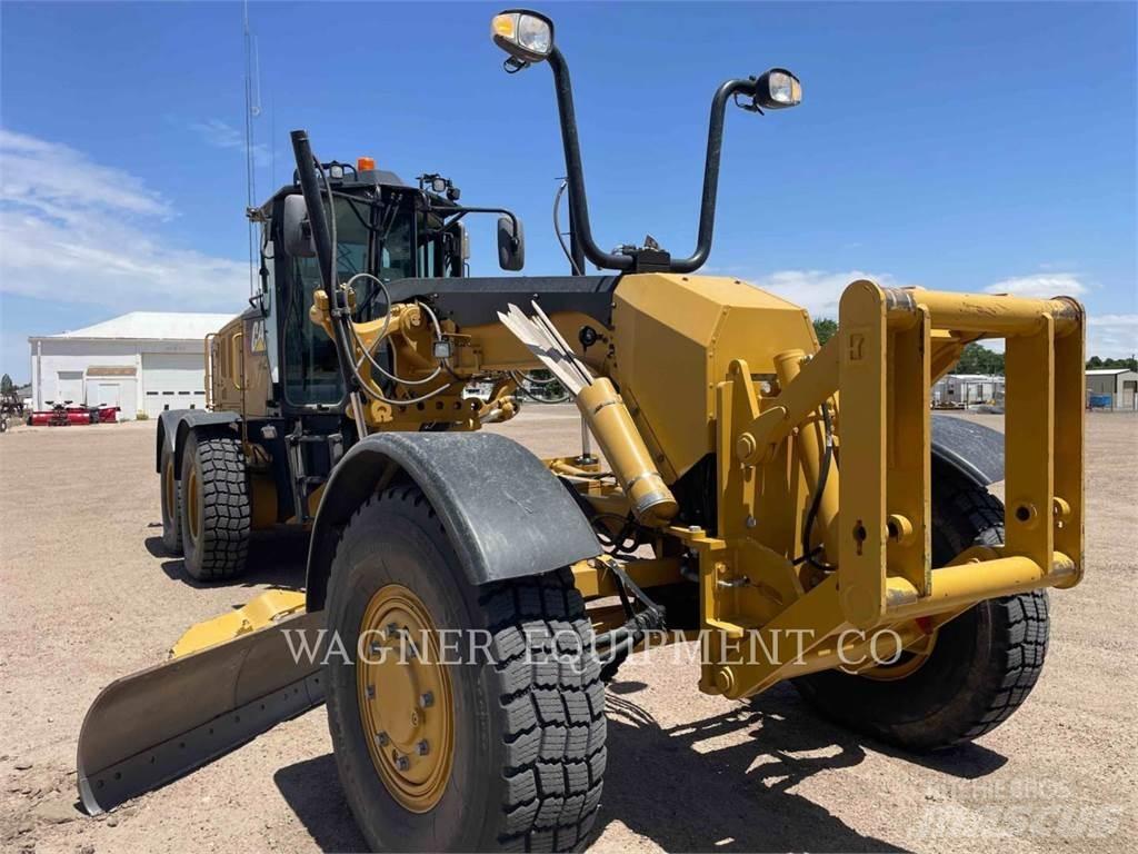 CAT 140M3 AWD モーターグレーダー