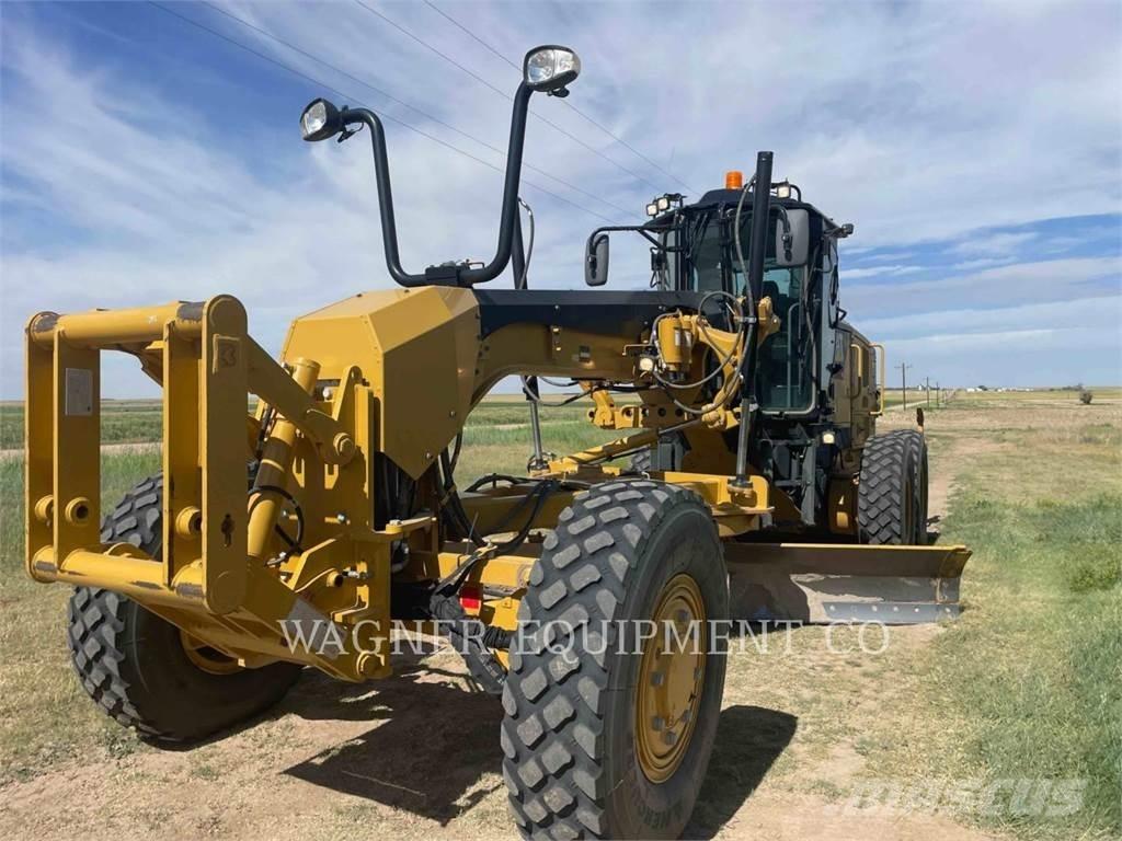 CAT 140M3 AWD モーターグレーダー