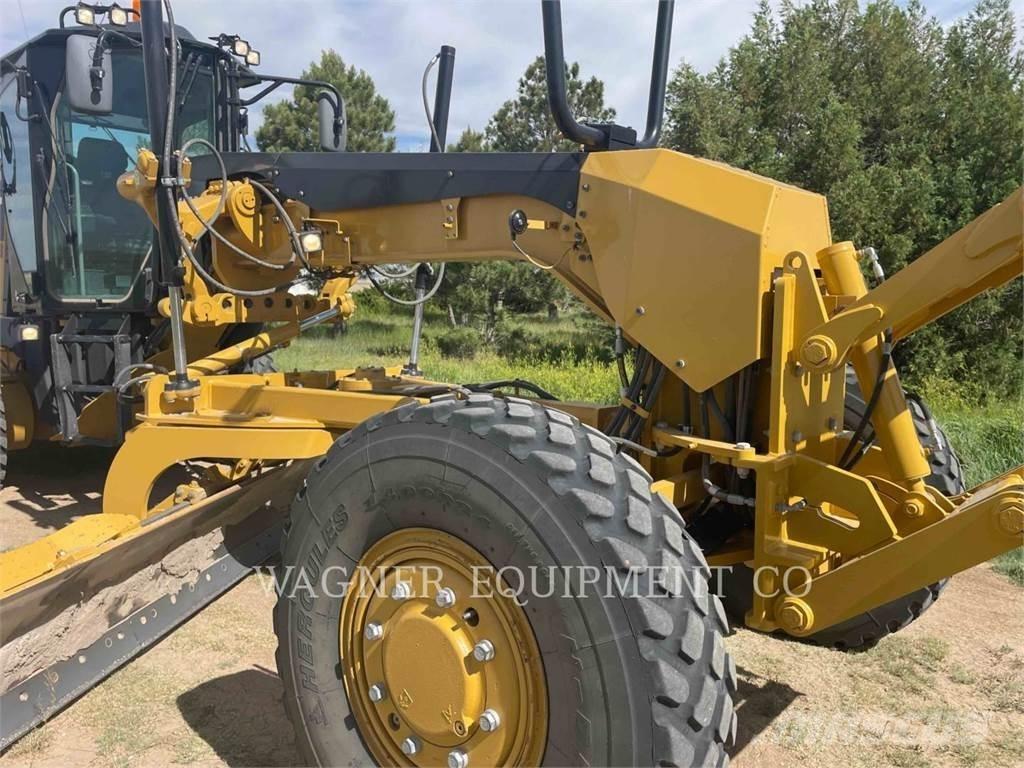 CAT 140M3 AWD モーターグレーダー