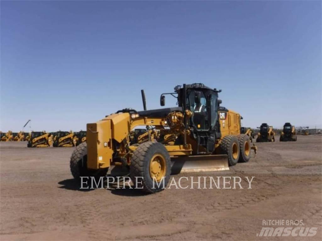 CAT 140M3 AWD モーターグレーダー