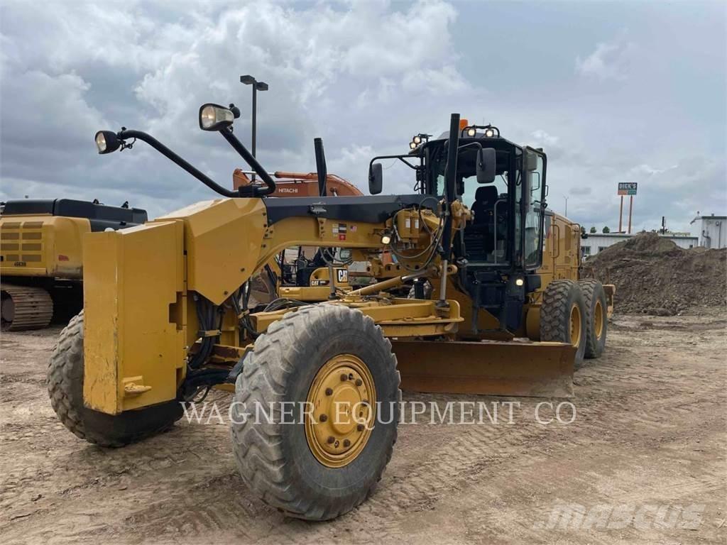 CAT 140M3 AWD モーターグレーダー