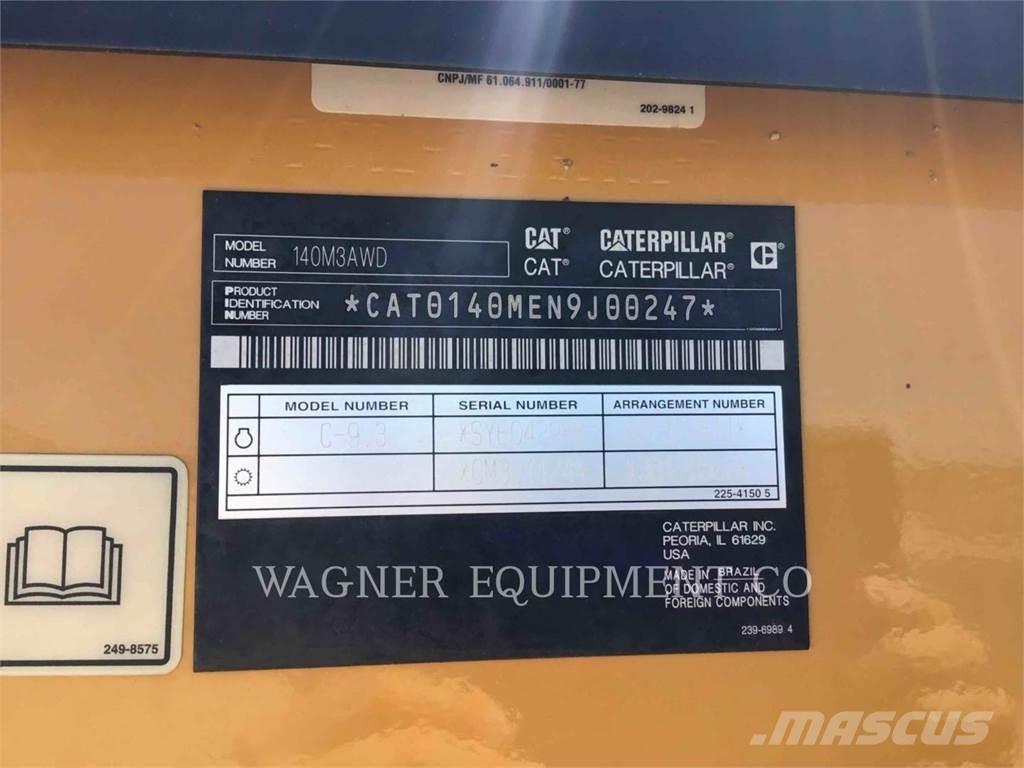 CAT 140M3 AWD モーターグレーダー