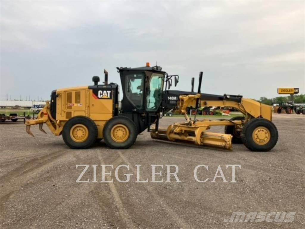 CAT 140M3AWD モーターグレーダー