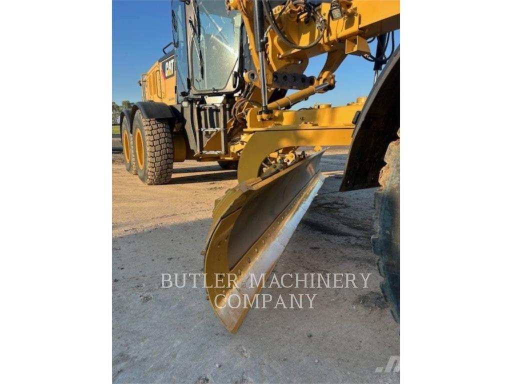 CAT 140M3AWD モーターグレーダー