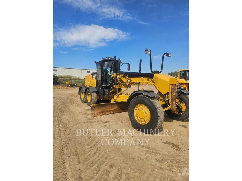 CAT 140M3AWD モーターグレーダー