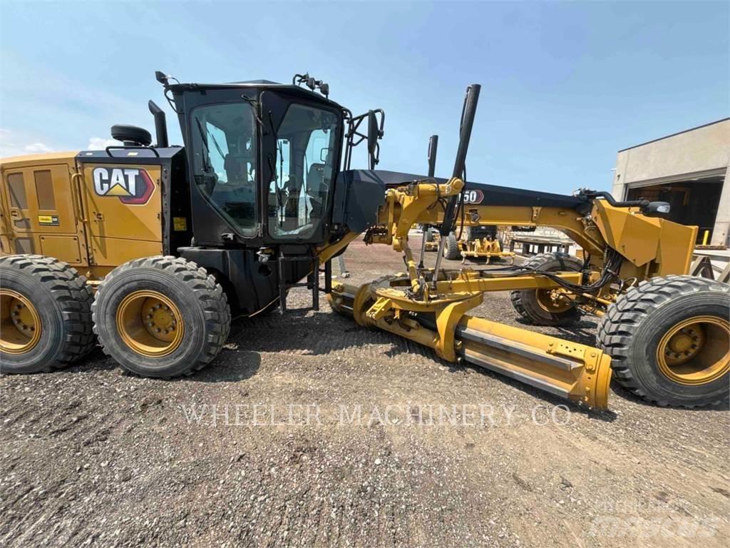 CAT 150 15 モーターグレーダー