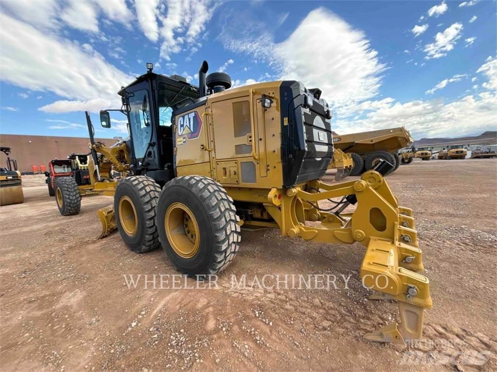 CAT 150 15 モーターグレーダー