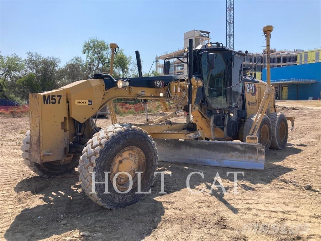 CAT 150-15AWD モーターグレーダー