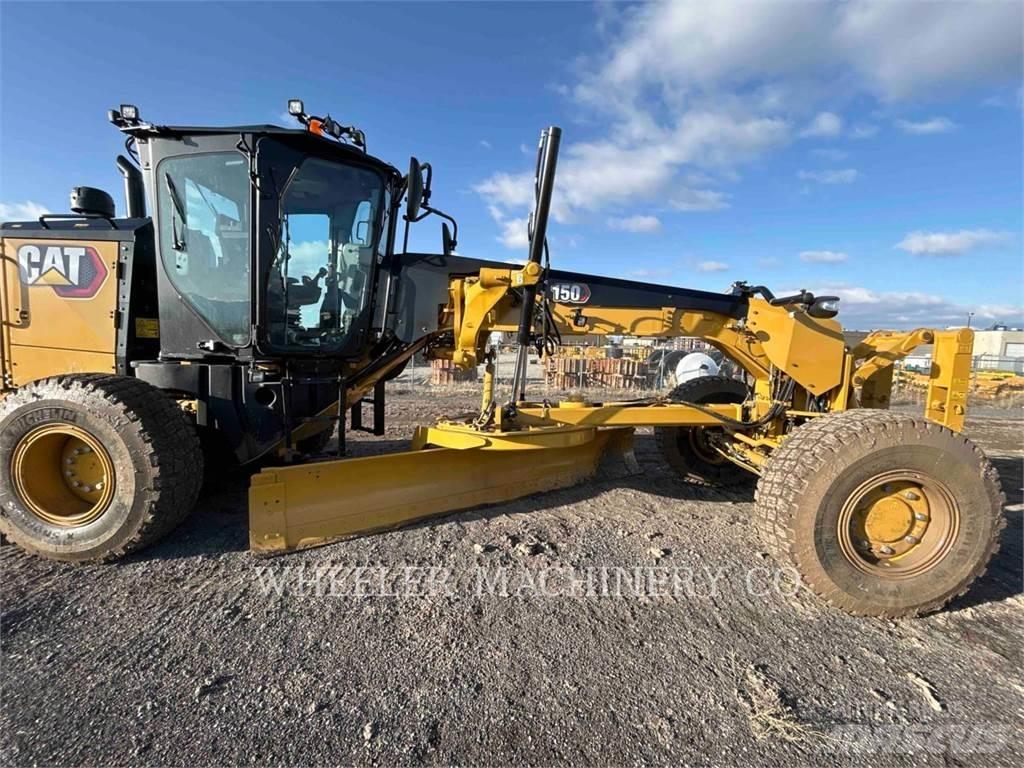 CAT 150 AWD モーターグレーダー