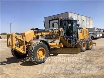 CAT 150 AWD モーターグレーダー