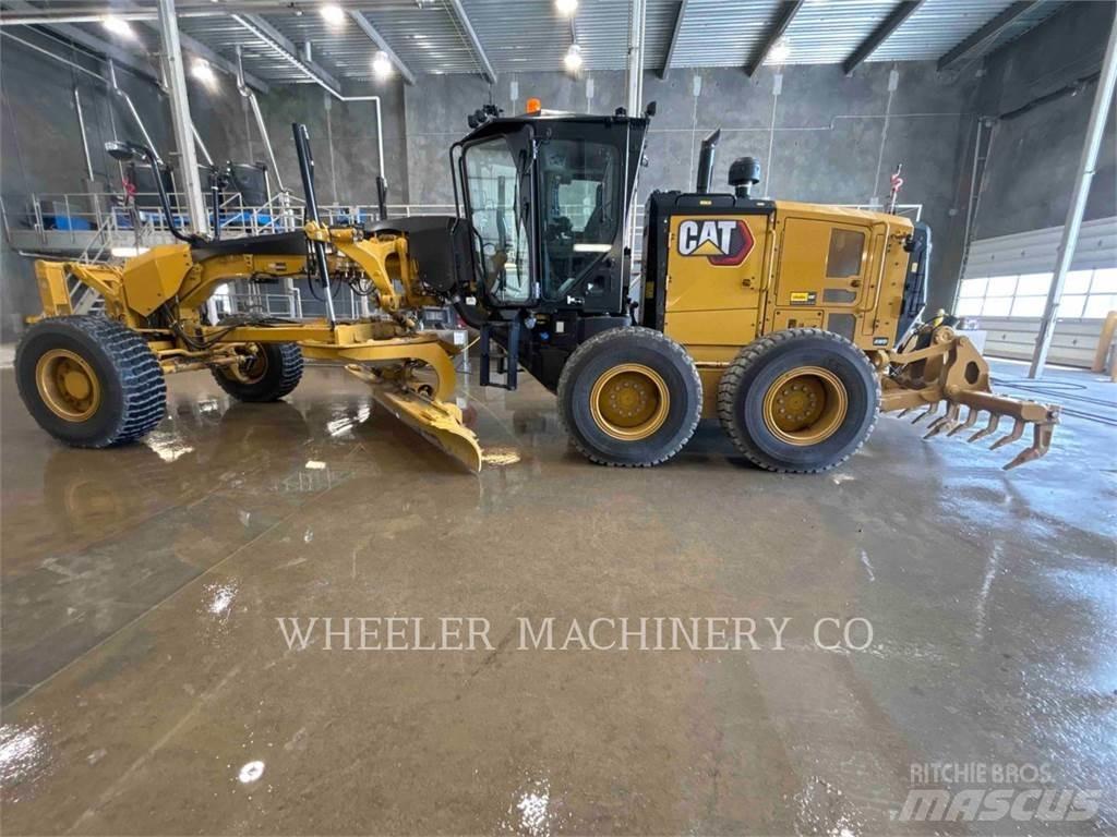 CAT 150 AWD モーターグレーダー