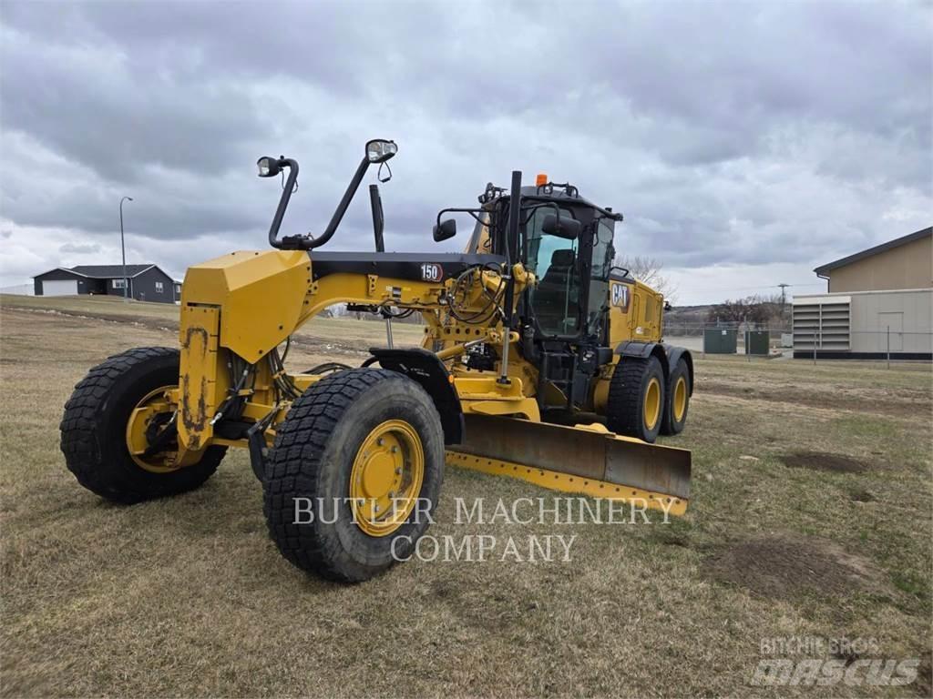 CAT 150 AWD モーターグレーダー
