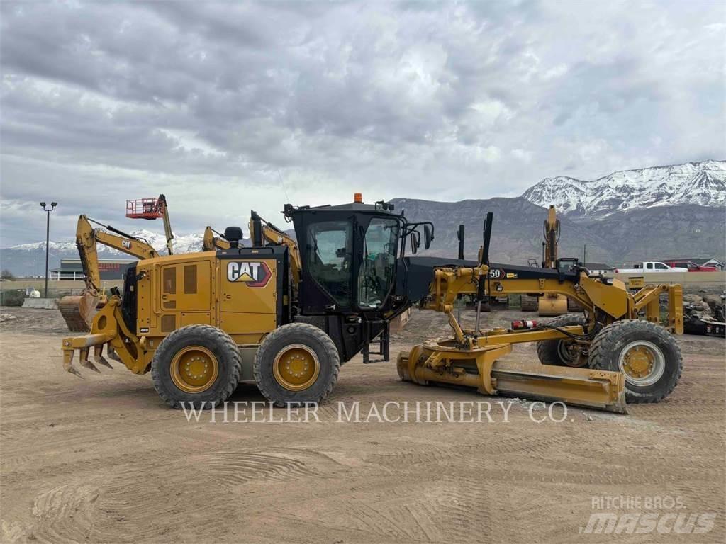 CAT 150 AWD モーターグレーダー