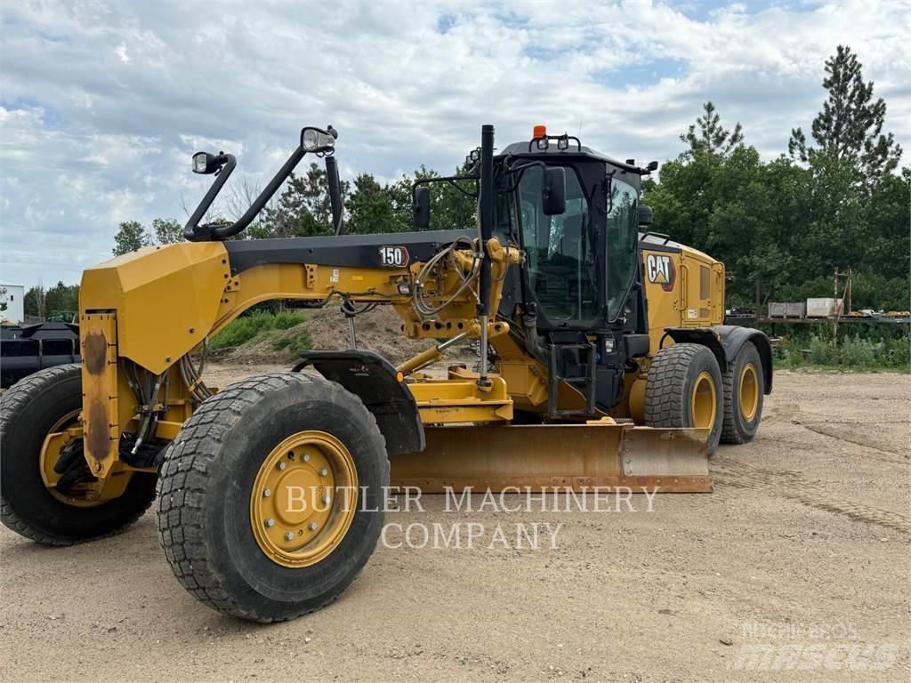 CAT 150 AWD モーターグレーダー