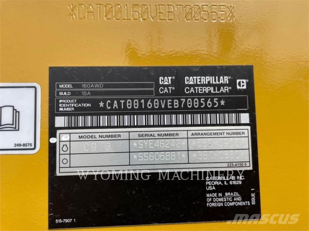CAT 160 AWD モーターグレーダー