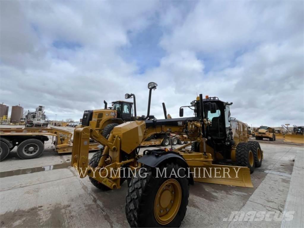 CAT 160 AWD モーターグレーダー