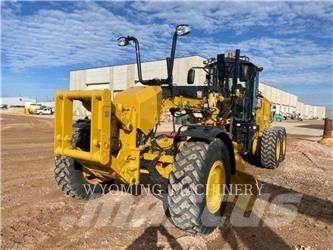 CAT 160 AWD モーターグレーダー