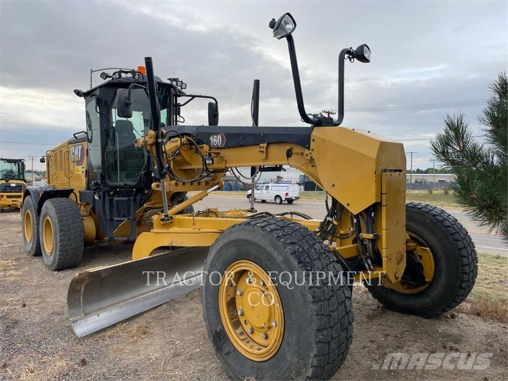 CAT 160 AWD モーターグレーダー
