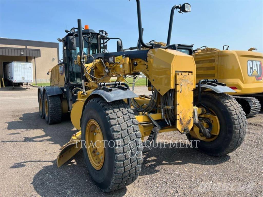 CAT 160 AWD モーターグレーダー