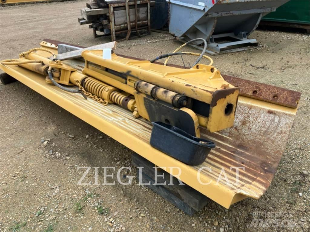 CAT 160M モーターグレーダー