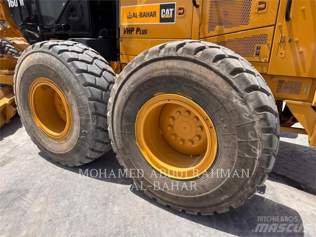 CAT 160M AWD モーターグレーダー