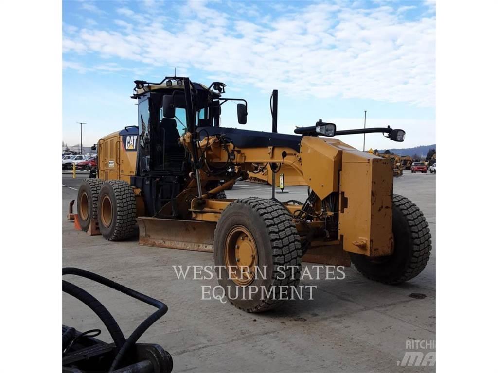 CAT 160M2 AWD モーターグレーダー