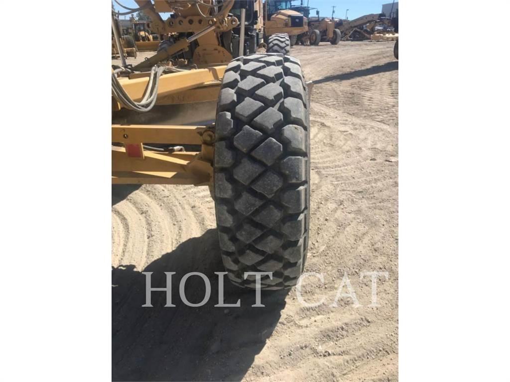 CAT 160M3 3D モーターグレーダー