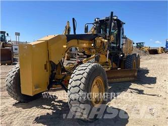 CAT 160M3 AWD モーターグレーダー