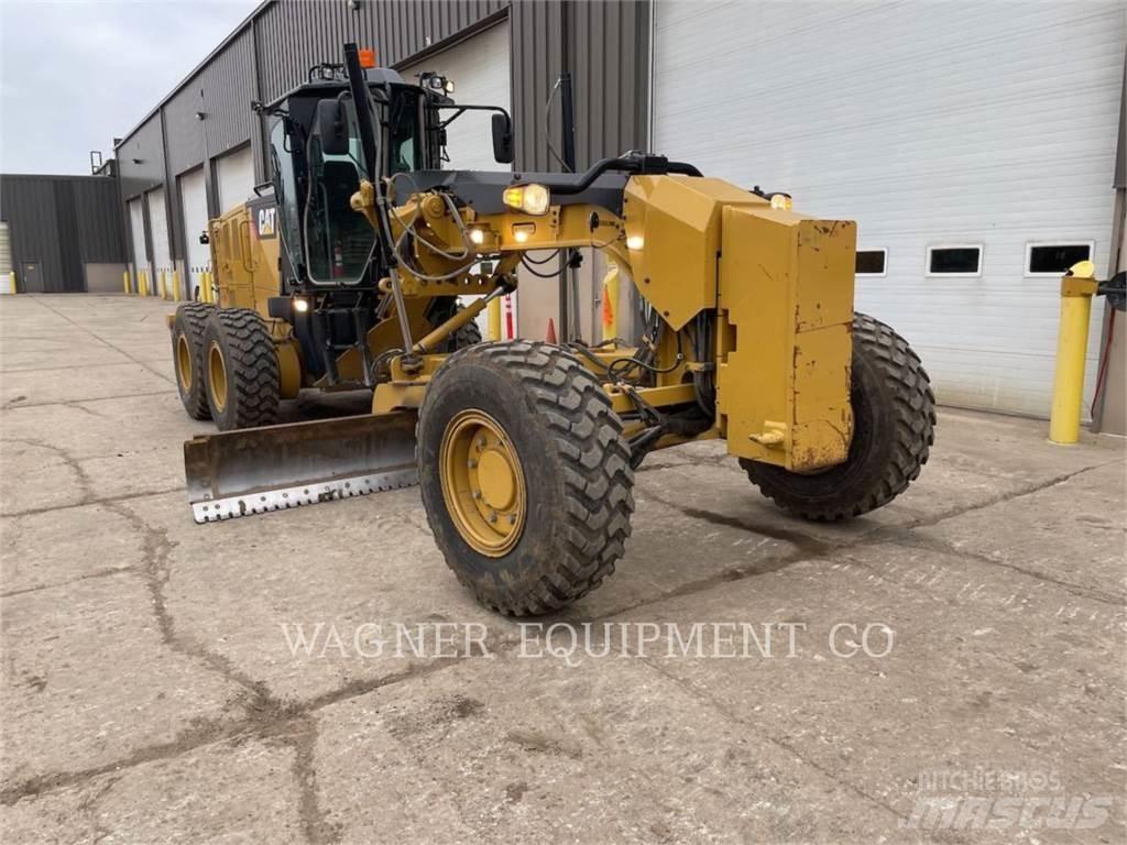 CAT 160M3 AWD モーターグレーダー