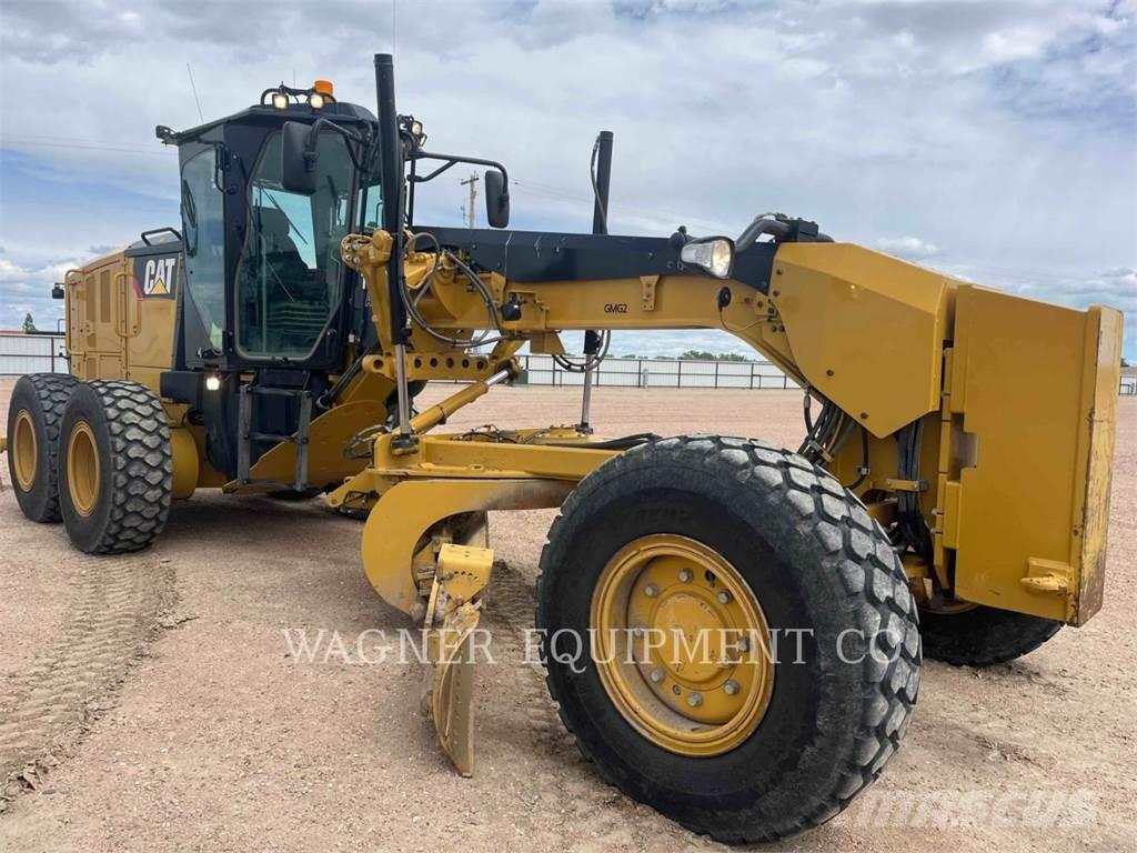 CAT 160M3 AWD モーターグレーダー