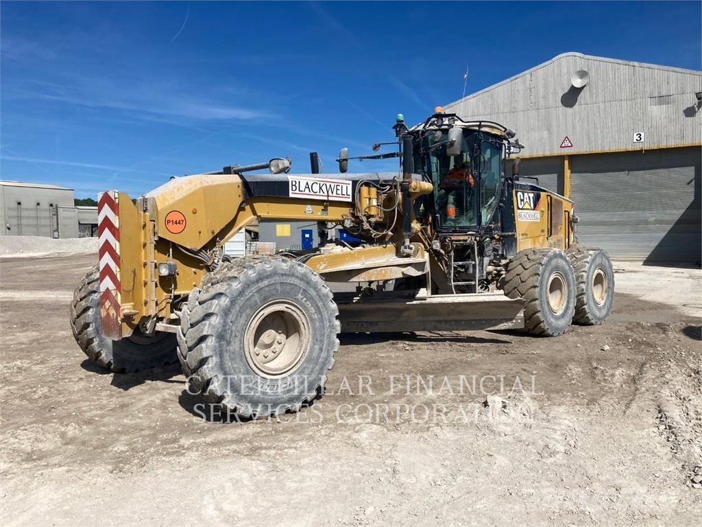 CAT 16M モーターグレーダー