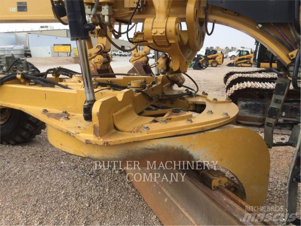 CAT 18 M3 モーターグレーダー