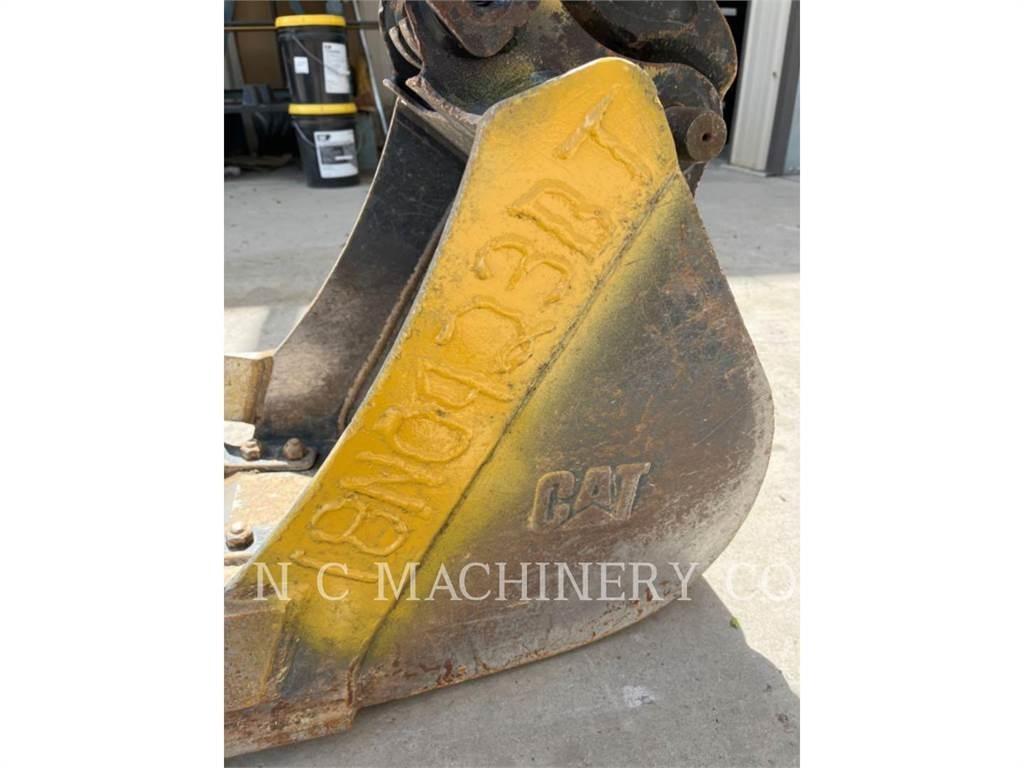 CAT 2.7DCRCN 大型油圧ショベル12t以上（パワーショベル・ユンボ）