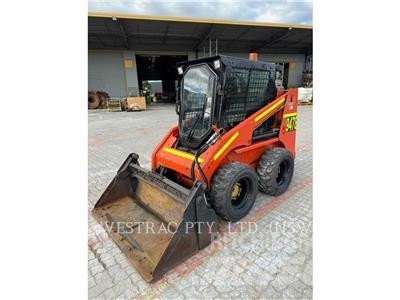 CAT 226B3 スキッドステアローダー