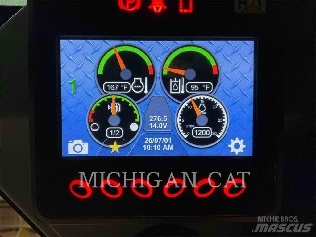 CAT 226D3 A2Q スキッドステアローダー