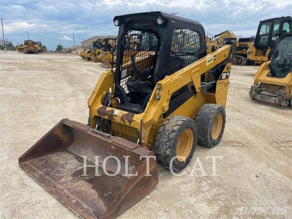 CAT 232D スキッドステアローダー