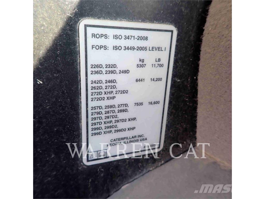 CAT 236D スキッドステアローダー