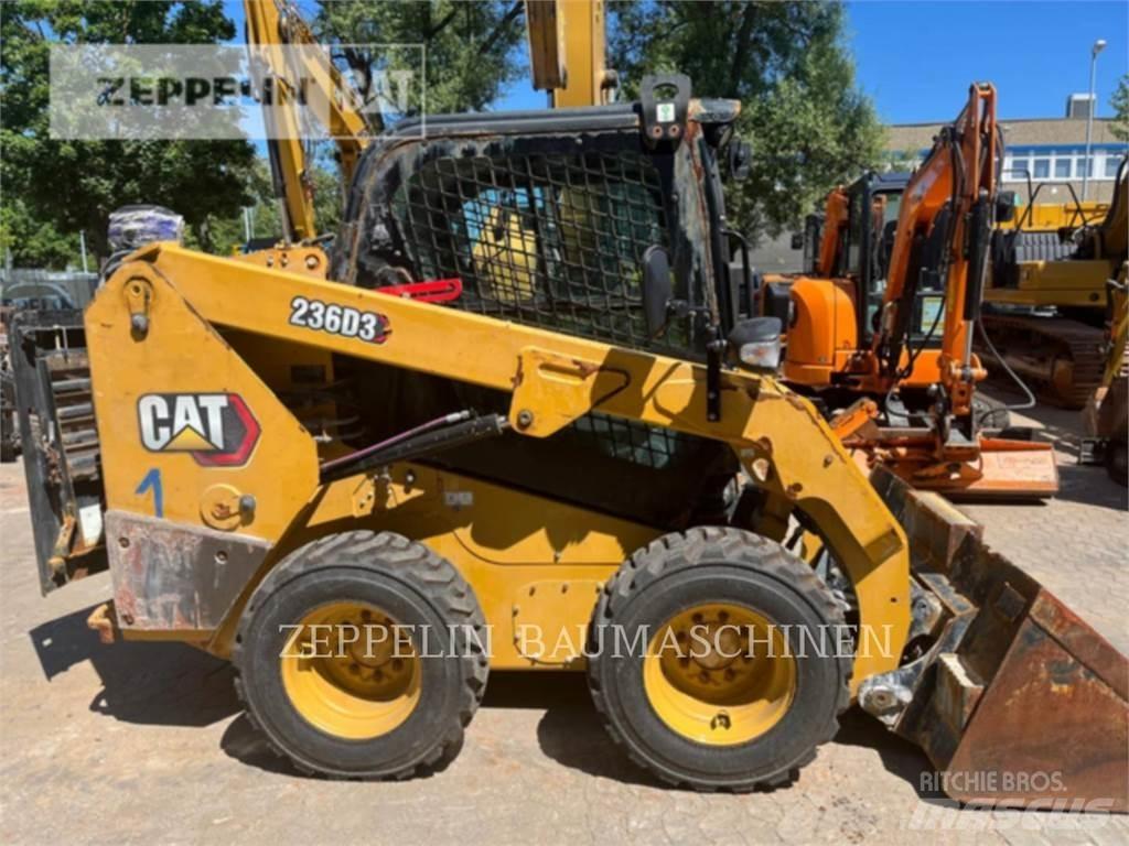 CAT 236D スキッドステアローダー
