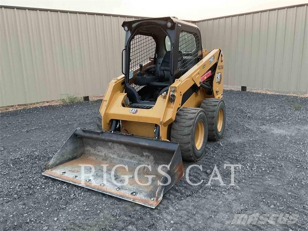 CAT 236D スキッドステアローダー