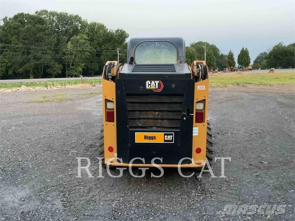 CAT 236D スキッドステアローダー